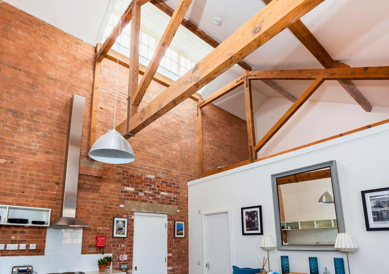 Bowen-Buscarlet Apartment Bicester Luaran gambar