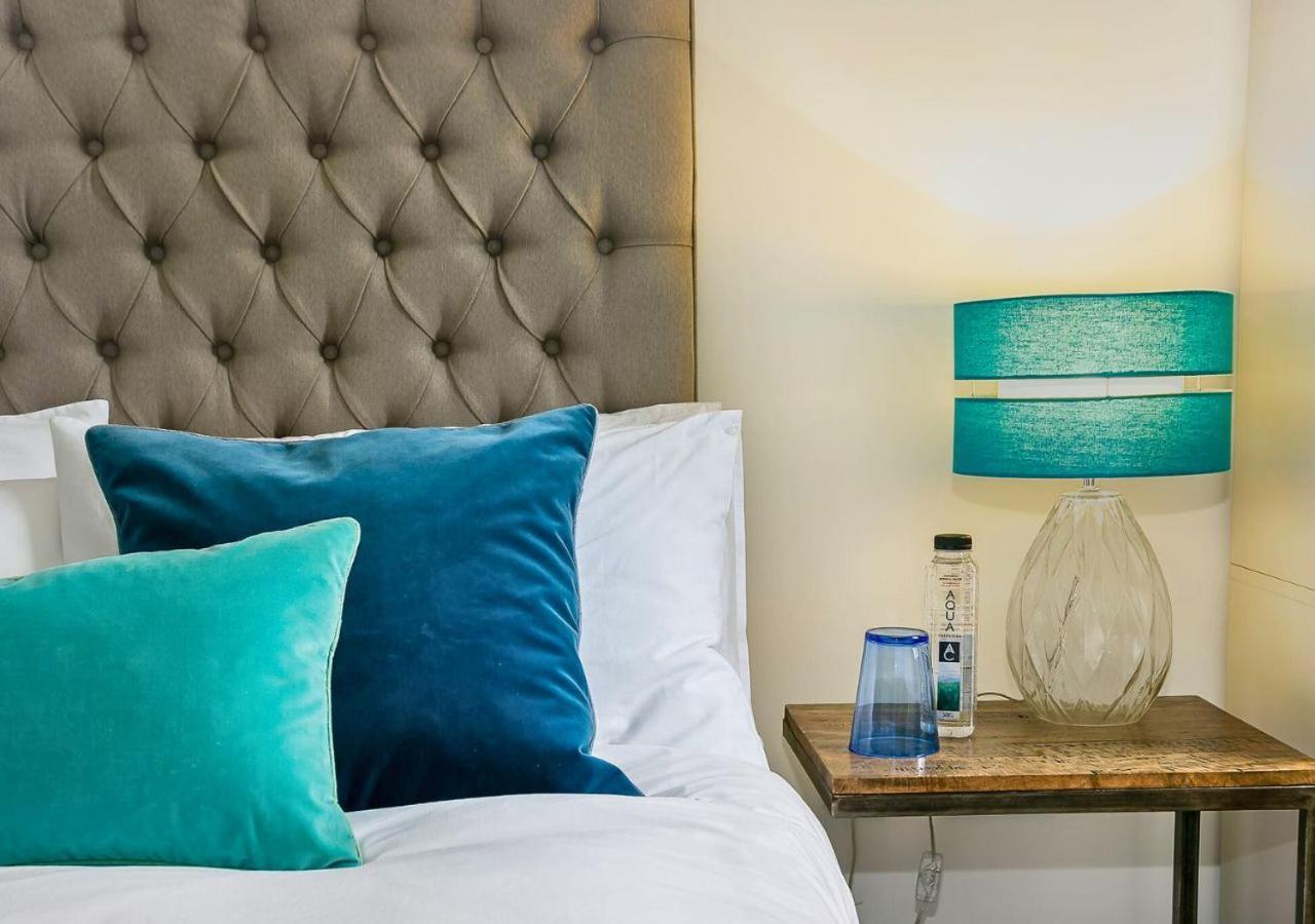 Bowen-Buscarlet Apartment Bicester Luaran gambar
